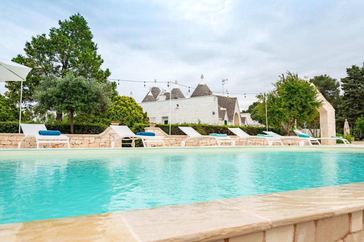 Trullo Il Focolare In Masseria Cisternino Exterior foto