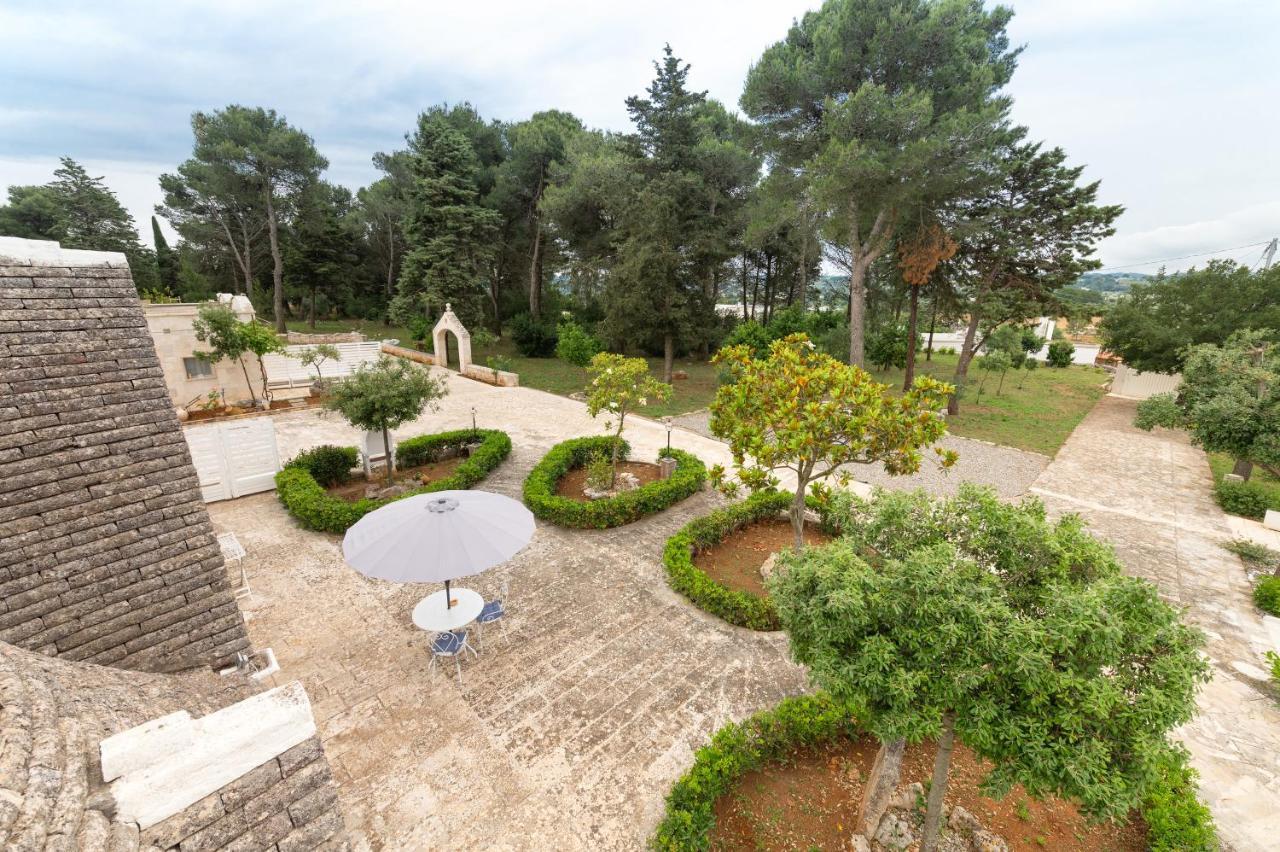Trullo Il Focolare In Masseria Cisternino Exterior foto